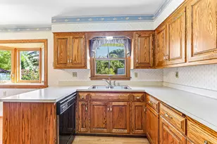 8516 N 54th St, Brown Deer, WI 53223 - Photo 10