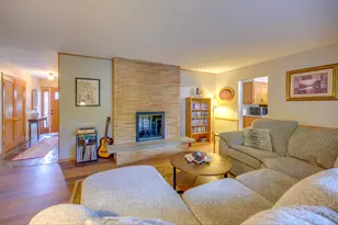 2820 W St James Ln, Mequon, WI 53092 - Photo 12