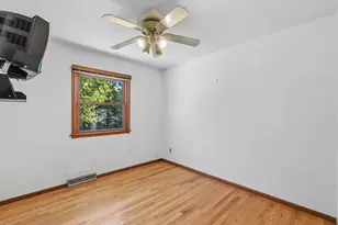 1115 Saratoga Pkwy, Oconomowoc, WI 53066 - Photo 22
