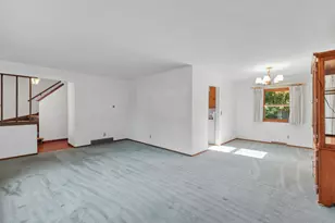 1115 Saratoga Pkwy, Oconomowoc, WI 53066 - Photo 14