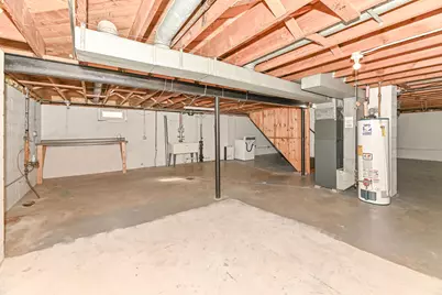 2403 S 94th St, West Allis, WI 53227 - Photo 30