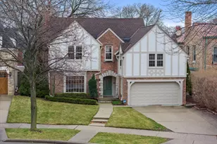 3916 N Ridgefield Cir, Shorewood, WI 53211 - Photo 40