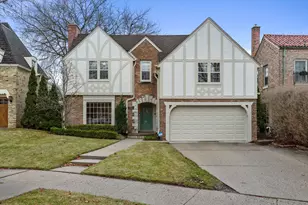 3916 N Ridgefield Cir, Shorewood, WI 53211 - Photo 1