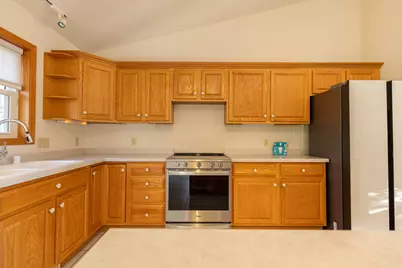 919  Oak Ave -, Onalaska, WI 54650 - Photo 10