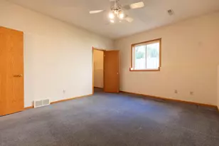 919 Oak Ave -, Onalaska, WI 54650 - Photo 22