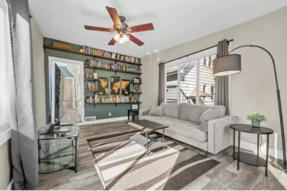 2572 S Howell Ave, Milwaukee, WI 53207 - Photo 4