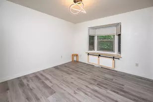 14825 Woodbridge Rd, Brookfield, WI 53005 - Photo 12