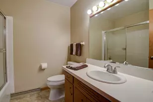 1017 E Kilbourn Ave, West Bend, WI 53095 - Photo 16