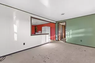 8012 Fox River Rd, Racine, WI 53185 - Photo 14