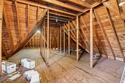 3247 N Summit Ave, Milwaukee, WI 53211 - Photo 36