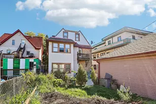 3247 N Summit Ave, Milwaukee, WI 53211 - Photo 44