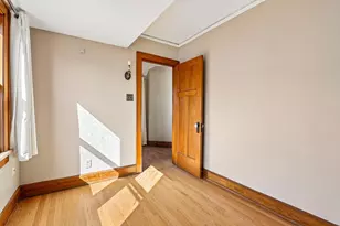 3247 N Summit Ave, Milwaukee, WI 53211 - Photo 28