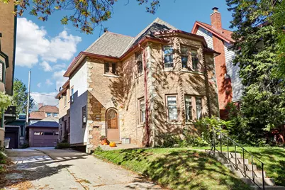 3247 N Summit Ave, Milwaukee, WI 53211 - Photo 2