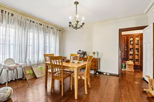 3247 N Summit Ave, Milwaukee, WI 53211 - Photo 18