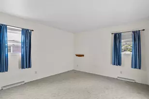 1036 Glenview Dr, Manitowoc, WI 54220 - Photo 12