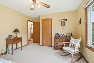 1014 N Meadow Dr, Silver Lake, WI 53170 - Photo 16