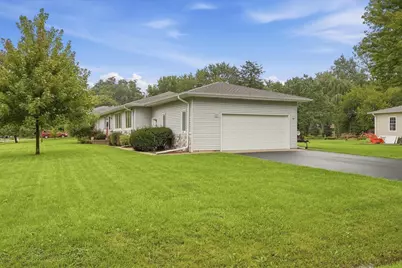 1014 N Meadow Dr, Silver Lake, WI 53170 - Photo 4
