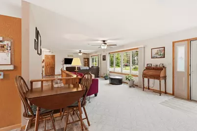 1014 N Meadow Dr, Silver Lake, WI 53170 - Photo 8