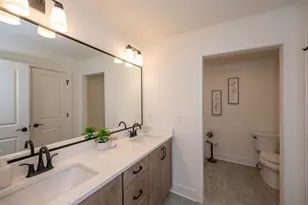N51W18921 Quietwood Dr, Menomonee Falls, WI 53051 - Photo 24
