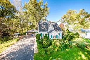 3285 Fiebrantz Dr, Brookfield, WI 53005 - Photo 2