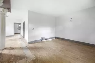 3521 N 8th St, Milwaukee, WI 53206 - Photo 8