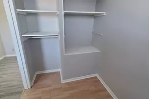 2467 S Burrell St, Milwaukee, WI 53207 - Photo 6