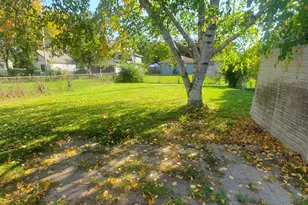 6716 N 55th St, Milwaukee, WI 53223 - Photo 20