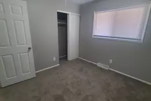 6716 N 55th St, Milwaukee, WI 53223 - Photo 12