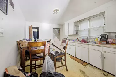 2625 N 37th St, Milwaukee, WI 53210 - Photo 14