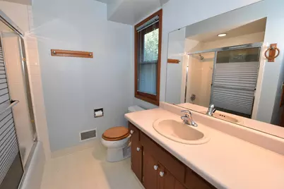 4837 W Knollwood Dr, Racine, WI 53403 - Photo 26