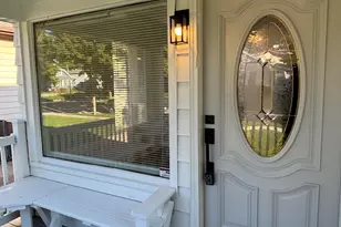 655 S Oak Park Ct, Milwaukee, WI 53214 - Photo 14