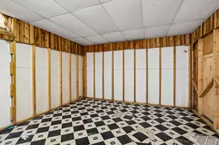3929 N 62nd St, Milwaukee, WI 53216 - Photo 36