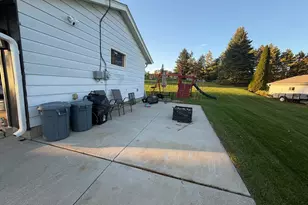 1760 Western Ave, Jackson, WI 53037 - Photo 18