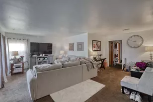 3913 N 72nd St, Milwaukee, WI 53216 - Photo 14
