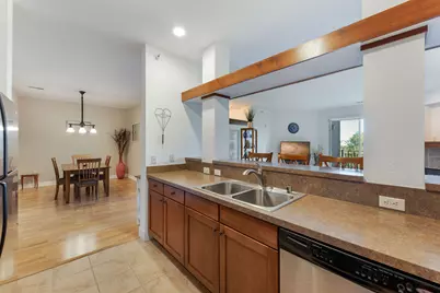 15295 W Library Ln #208, New Berlin, WI 53151 - Photo 8