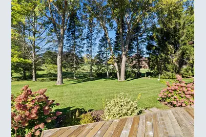 827  Nicholas Ct, Manitowoc, WI 54220 - Photo 32