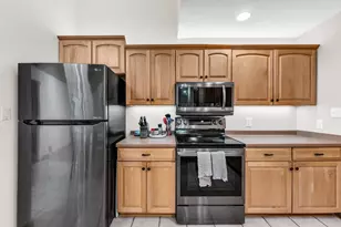 7111 Friisgard Vei, Racine, WI 53185 - Photo 14
