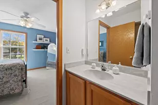 617 Westfield Way, Pewaukee, WI 53072 - Photo 14