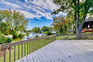 3364 Nagawicka Ave, Delafield, WI 53018 - Photo 38