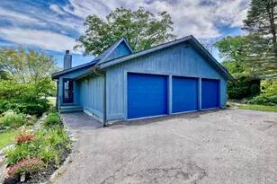 3364 Nagawicka Ave, Delafield, WI 53018 - Photo 4