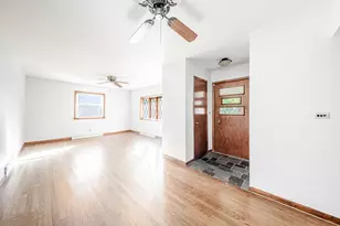 4214 W Portage St, Milwaukee, WI 53209 - Photo 8