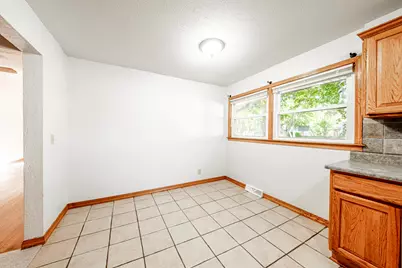 4214 W Portage St, Milwaukee, WI 53209 - Photo 6
