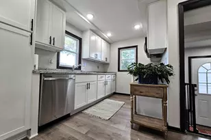 2357 S 80th St, West Allis, WI 53219 - Photo 22