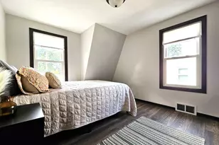2357 S 80th St, West Allis, WI 53219 - Photo 36
