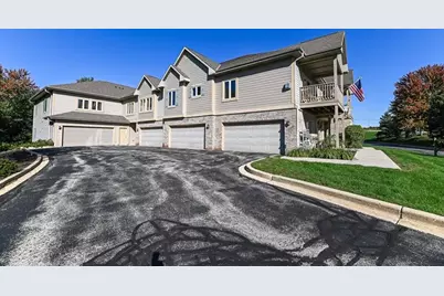 1610  Gabriel Dr #7, Waukesha, WI 53188 - Photo 2