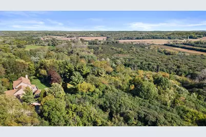 S57W29537  Saylesville Rd, Genesee, WI 53189 - Photo 62