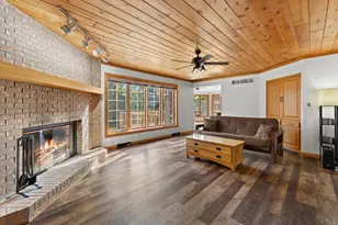S57W29537 Saylesville Rd, Genesee, WI 53189 - Photo 12
