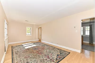 7926  Hillcrest Dr, Wauwatosa, WI 53213 - Photo 18