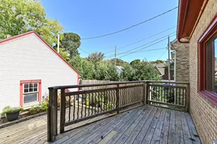 7926 Hillcrest Dr, Wauwatosa, WI 53213 - Photo 34