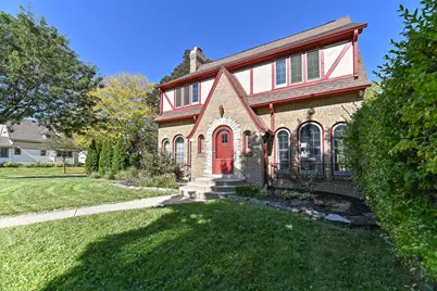7926  Hillcrest Dr, Wauwatosa, WI 53213 - Photo 42